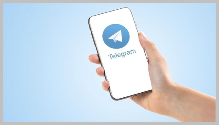 menghapus kontak telegram